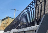 Làm hàng rào chông bảo vệ tại Quận 9 - chông sắt đặc