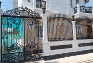 Hàng rào sắt hộp đẹp giá rẻ từ đơn giản đến hiện đại