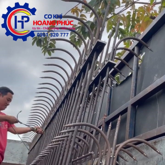 Làm hàng rào chông sắt tại Hóc Môn miễn phí đo đạc tận nơi